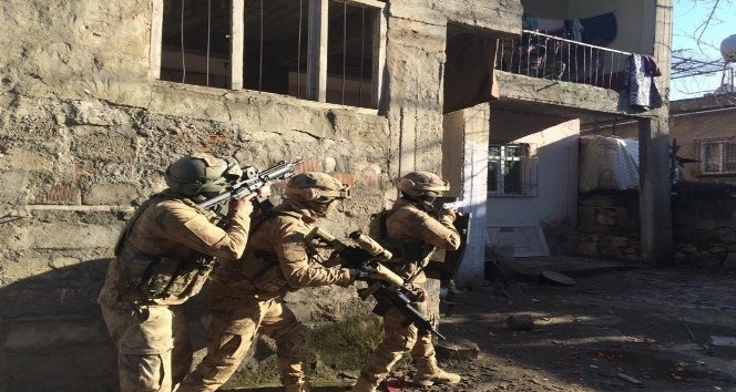 Mardin’de terör operasyonunda 5 şüpheli yakalandı