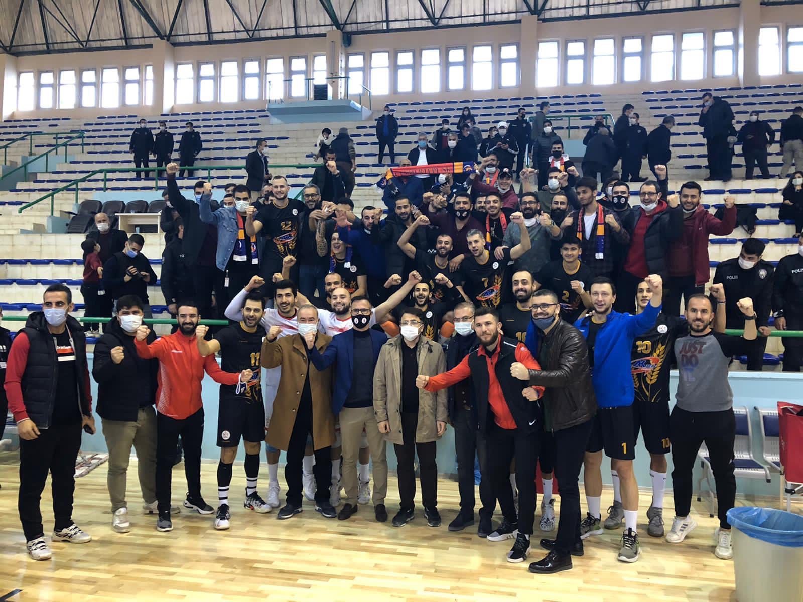 Kaymakam Çam: Kızıltepe’nin ismini Türkiye’de voleybolda hafızalara kazıyacağız