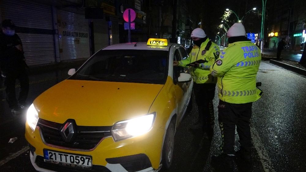 Diyarbakır’da kısıtlama denetimleri başladı