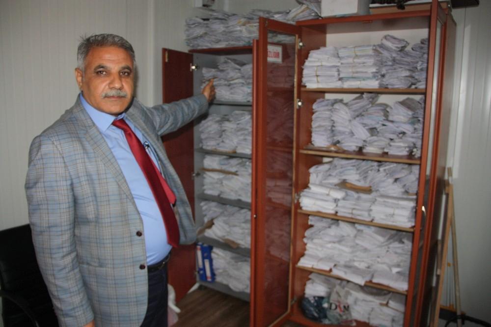 Muhtarın tebligat nöbeti