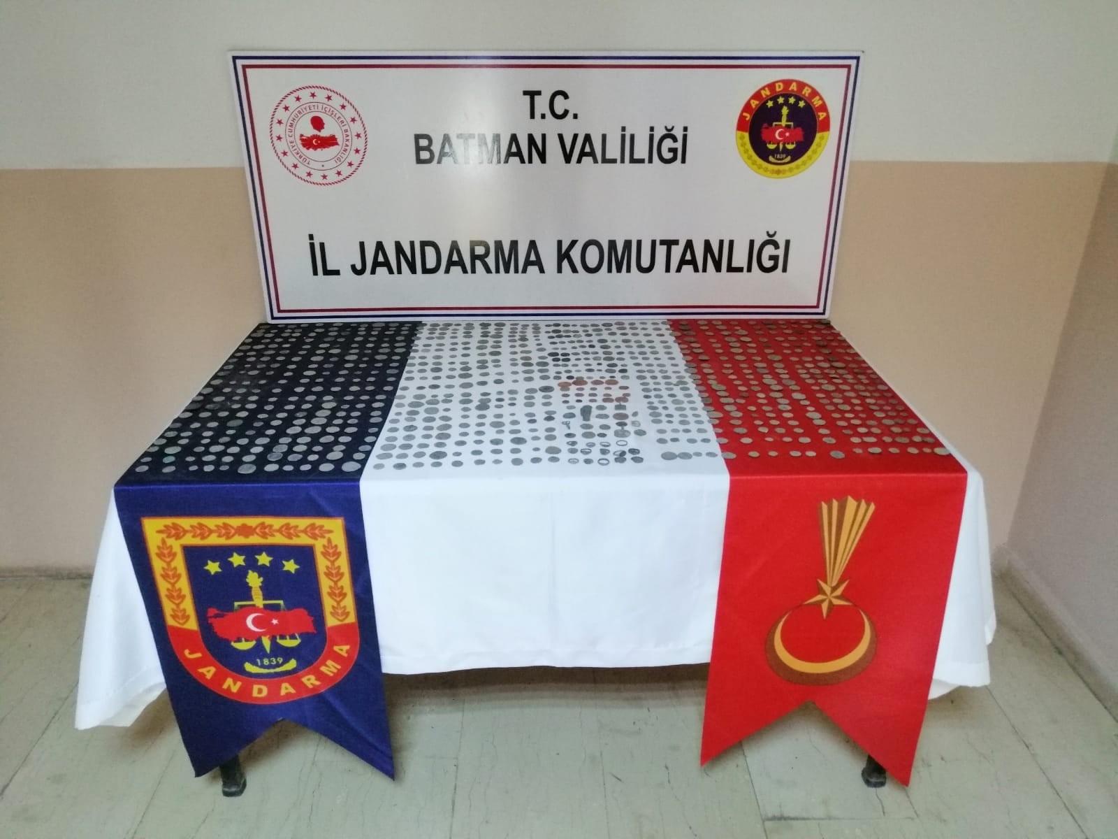 Batman’da 880 adet tarihi eser ele geçirildi