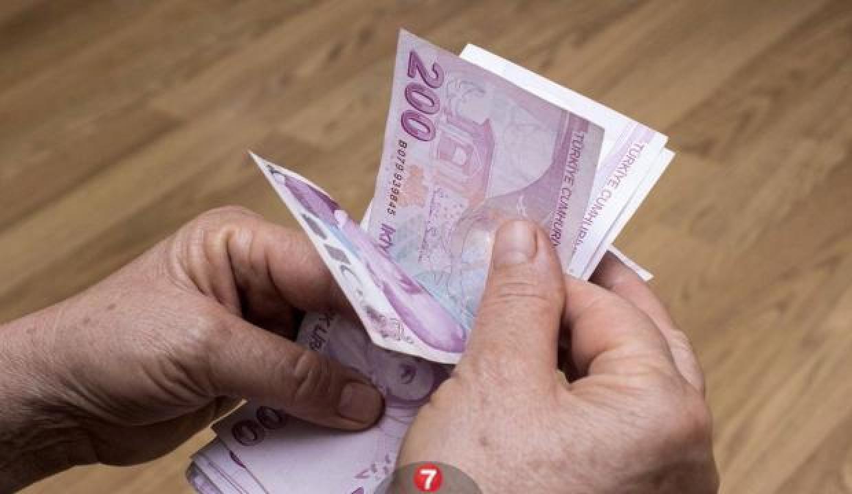 2022 Emekli İkramiye Ödemesi Kaç TL? Emekli ikramiyesi hangi tarihlerde verilecek?