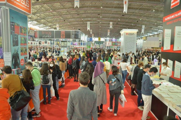 Adana Çukurova’da kitap fuarı başladı