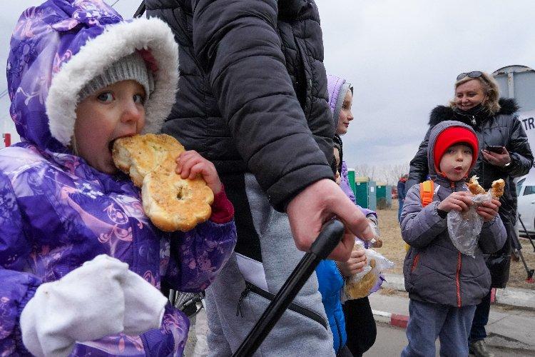 Kızılay Ukrayna sınırında