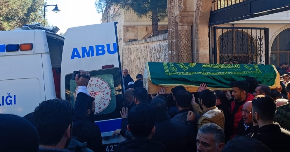 Kazada hayatını kaybedenler gözyaşları ve ağıtlarla uğurlandı