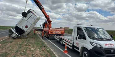 MARDİN'DE KAMYONET TAKLA ATTI: 1 YARALI